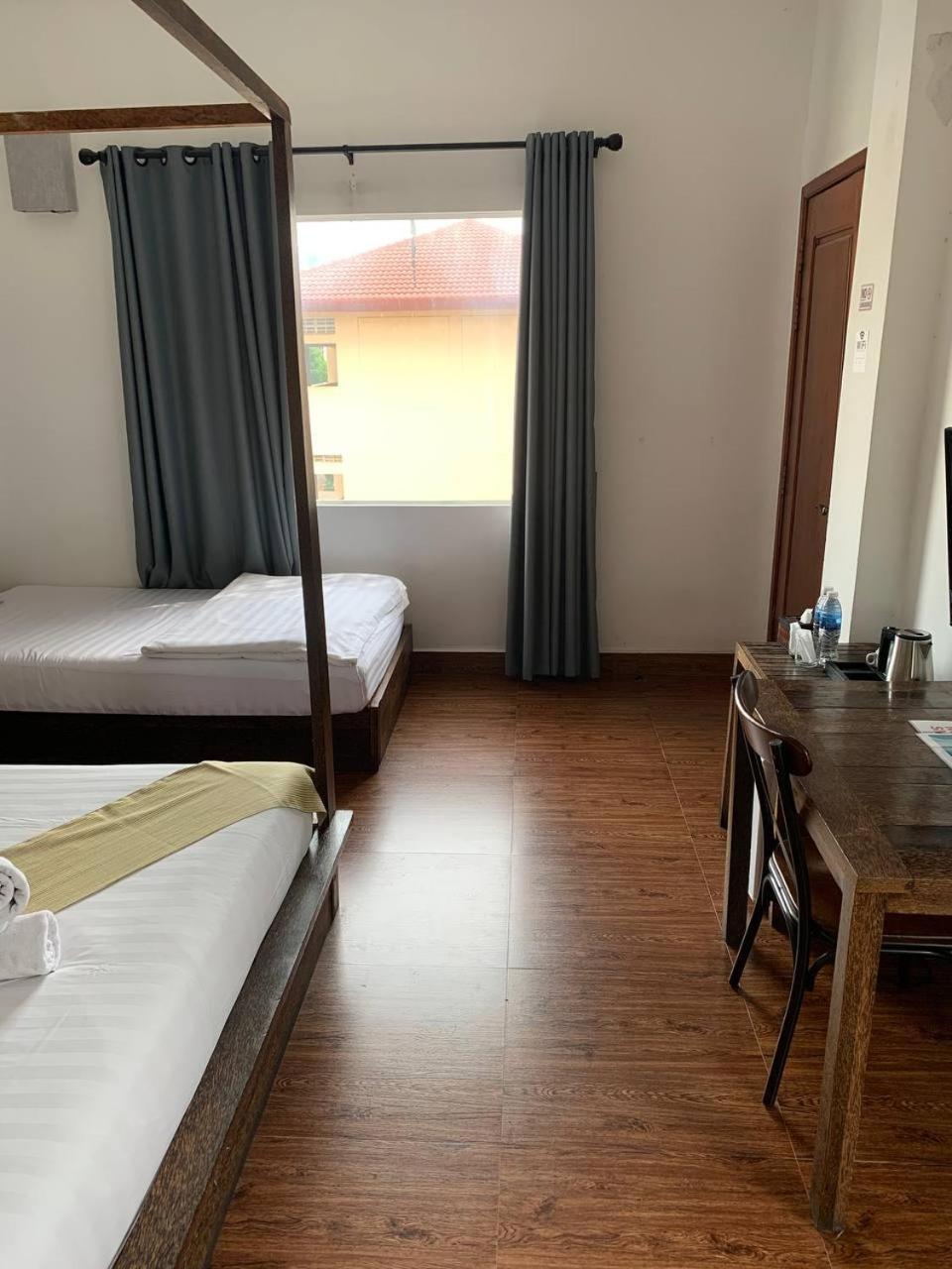 Suite Home Boutique Hotel Phnom Penh Exterior photo